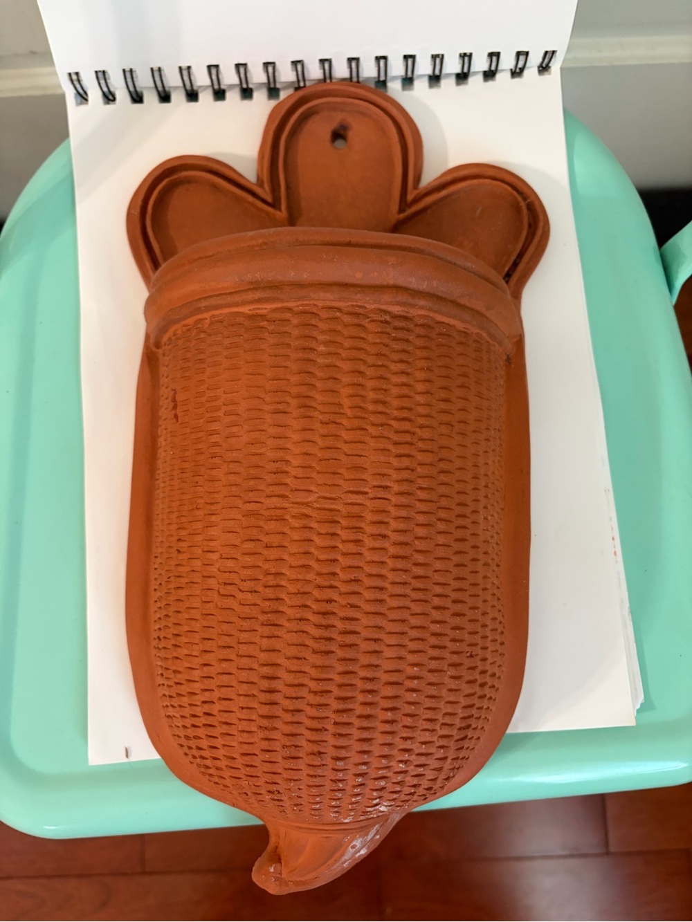 VTG 90s BENNINGTON POTTERS Terracotta Basket Weave Wall Pocket Planter USA